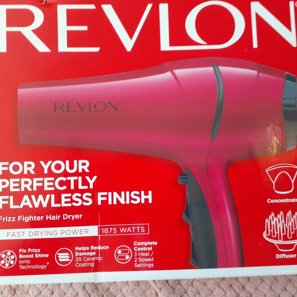 Brand New Revlon Frizz Fighter Hair Dryer